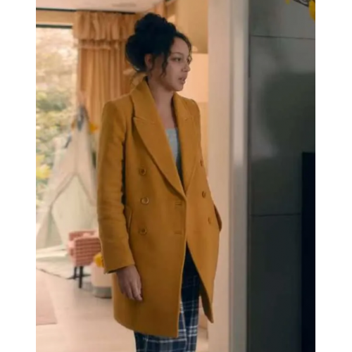 Fool Me Once S01 Eva Finn Yellow Coat
