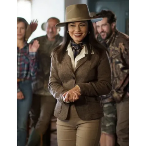 French Girl Ruby Collins 2024 Blazer
