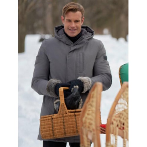 Stephen Huszar A Royal Christmas Crush Gray Coat